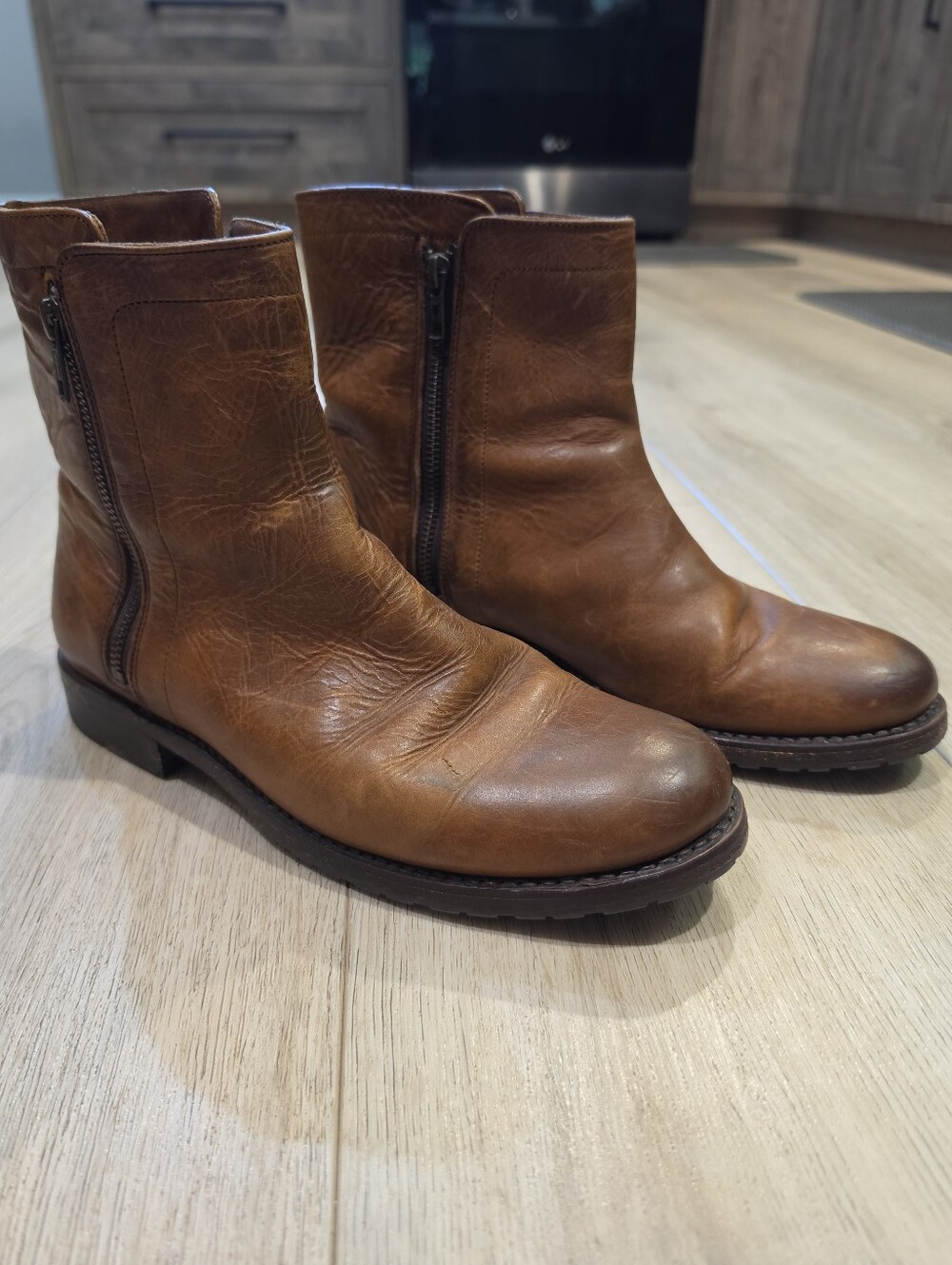 Frye Women's Brown Leather Double Zip Ankle Moto Boots Size 10B